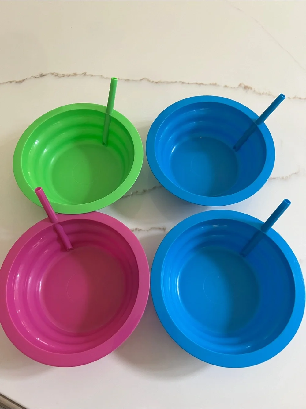 Straw Bowls